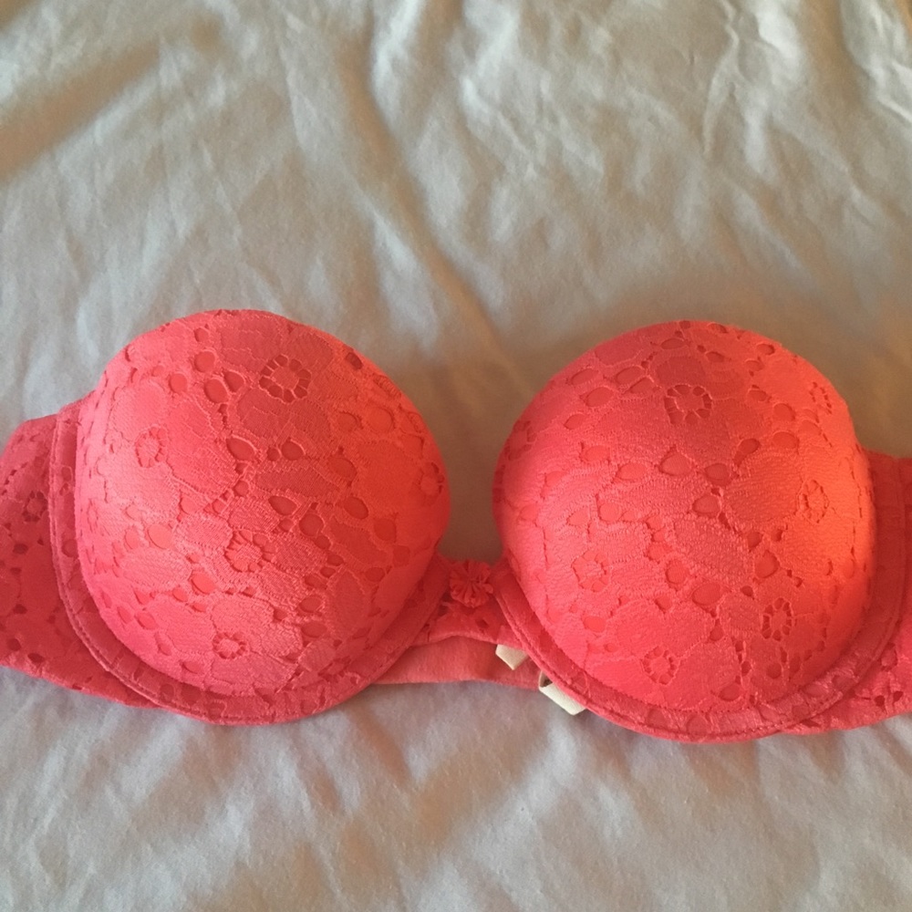 AERIE STRAPLESS BRA